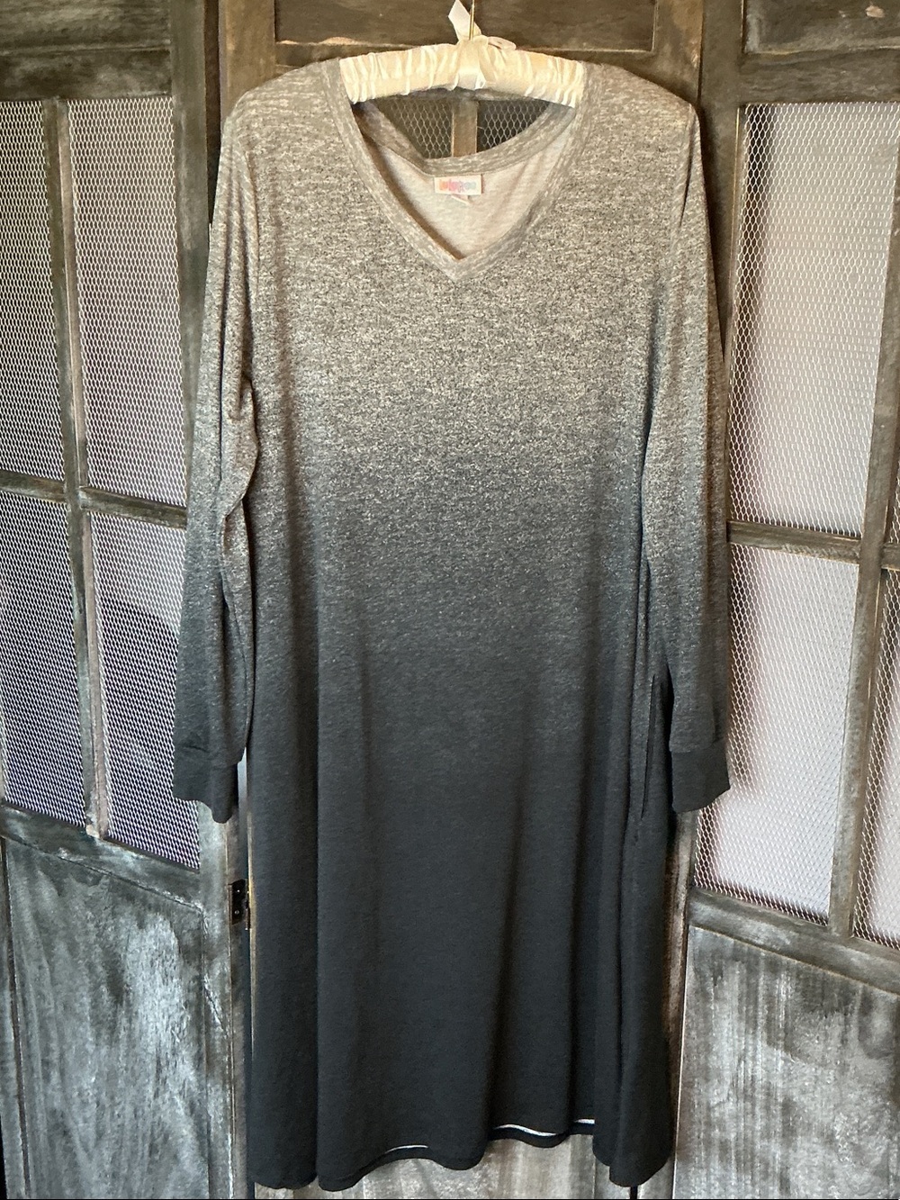 LulaRoe Emily style Ombre V-Neck Long Sleeve Dress